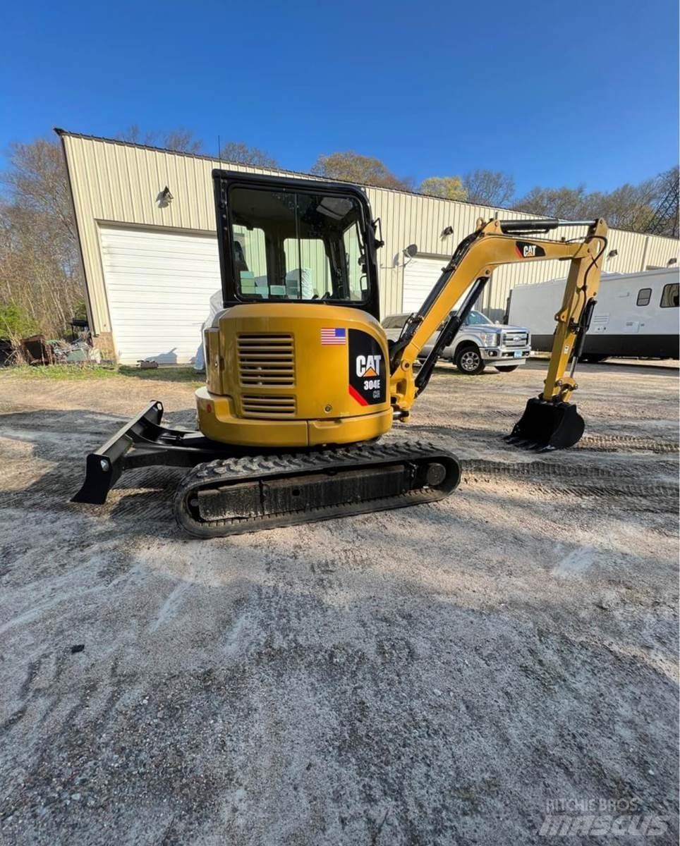CAT 304E Miniescavadeiras