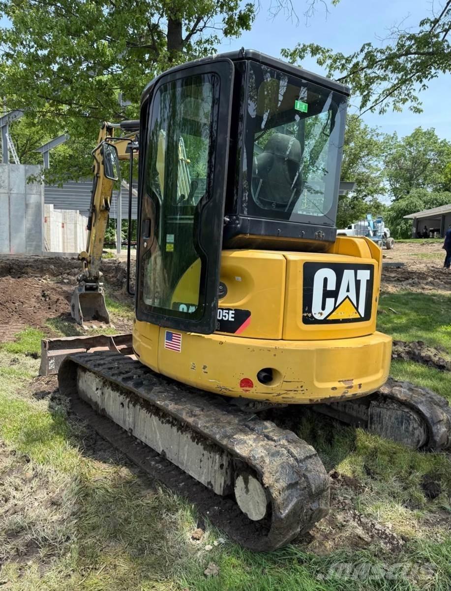 CAT 305E2 Miniescavadeiras