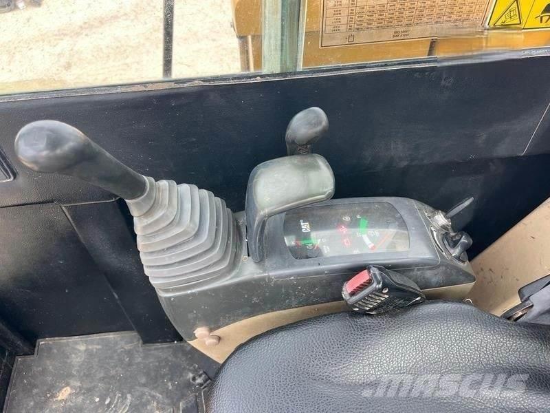 CAT 306E2 Miniescavadeiras