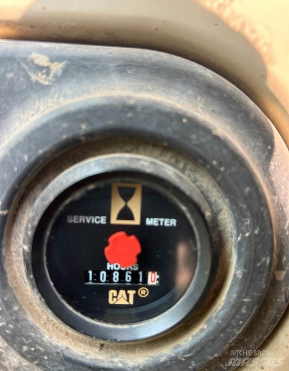 CAT 320C Escavadeiras de esteiras