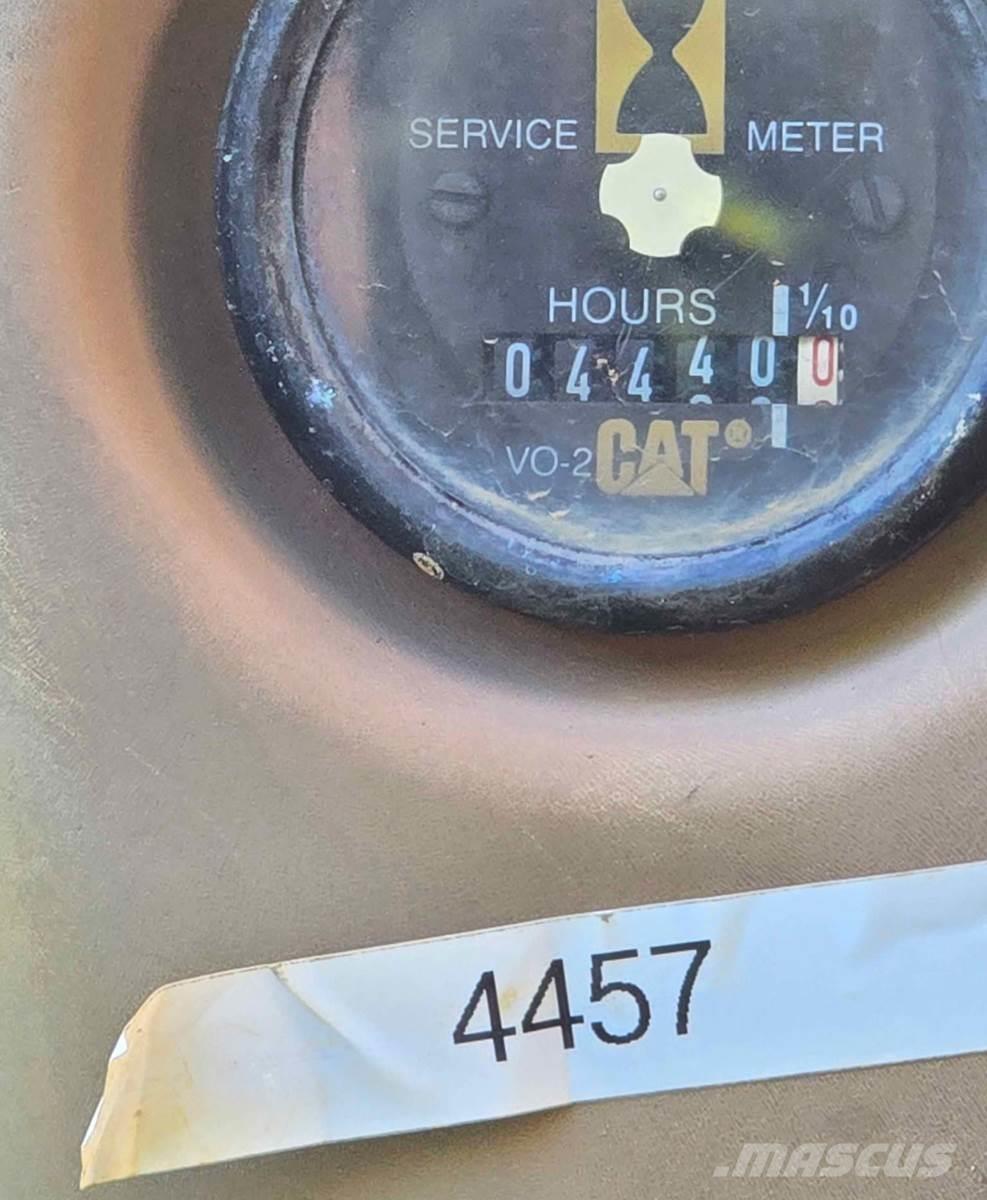 CAT 320L Escavadeiras de esteiras