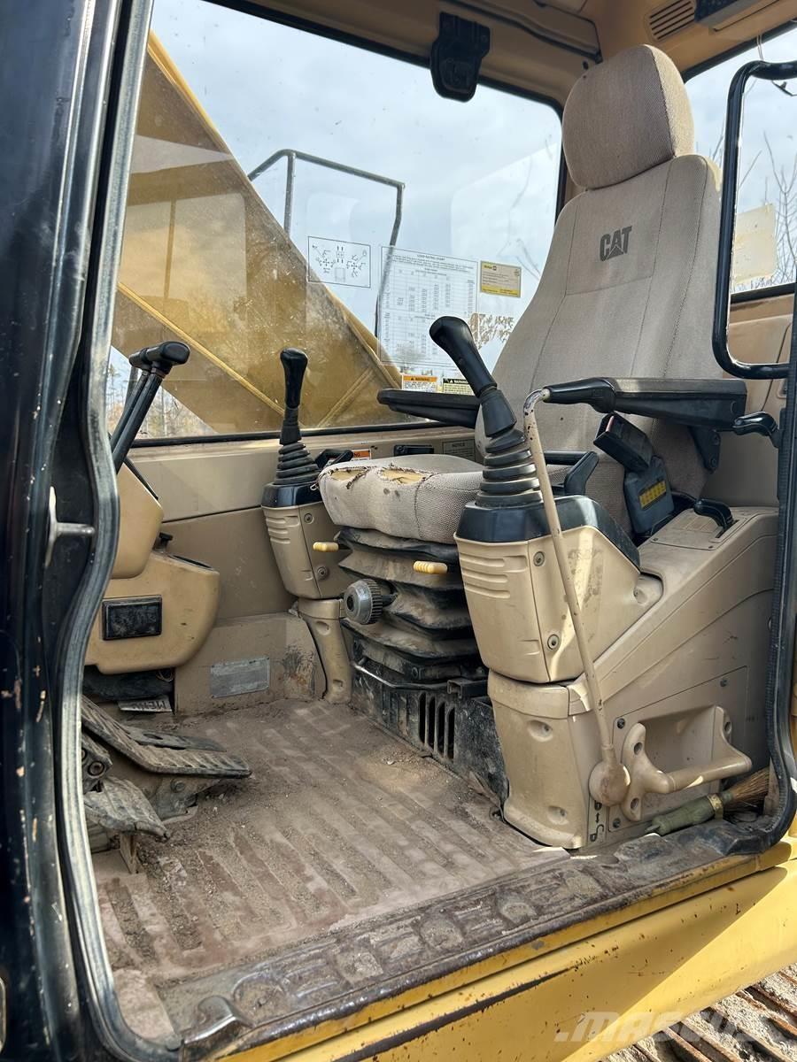 CAT 320L Escavadeiras de esteiras