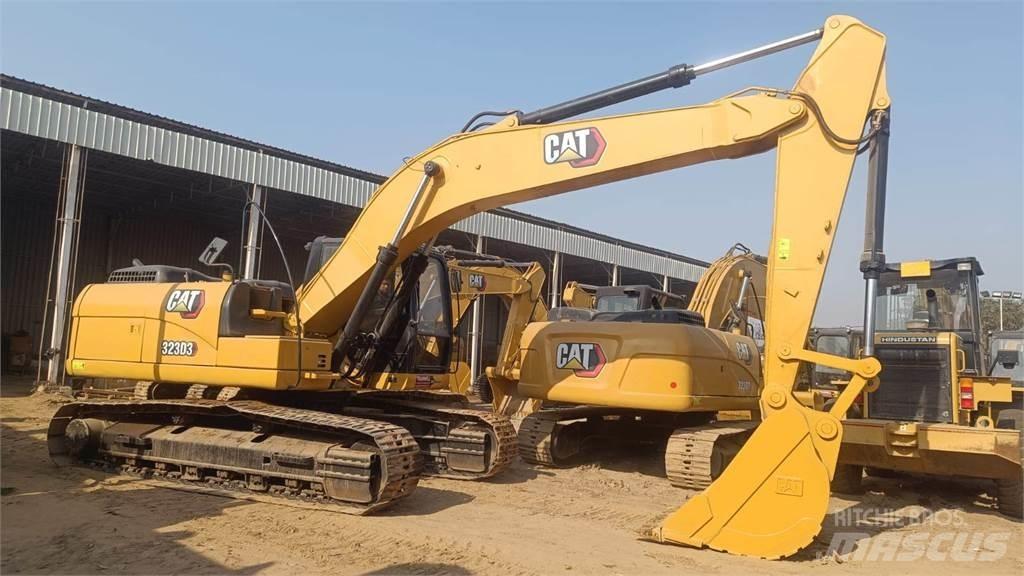 CAT 323D3 Escavadeiras de esteiras