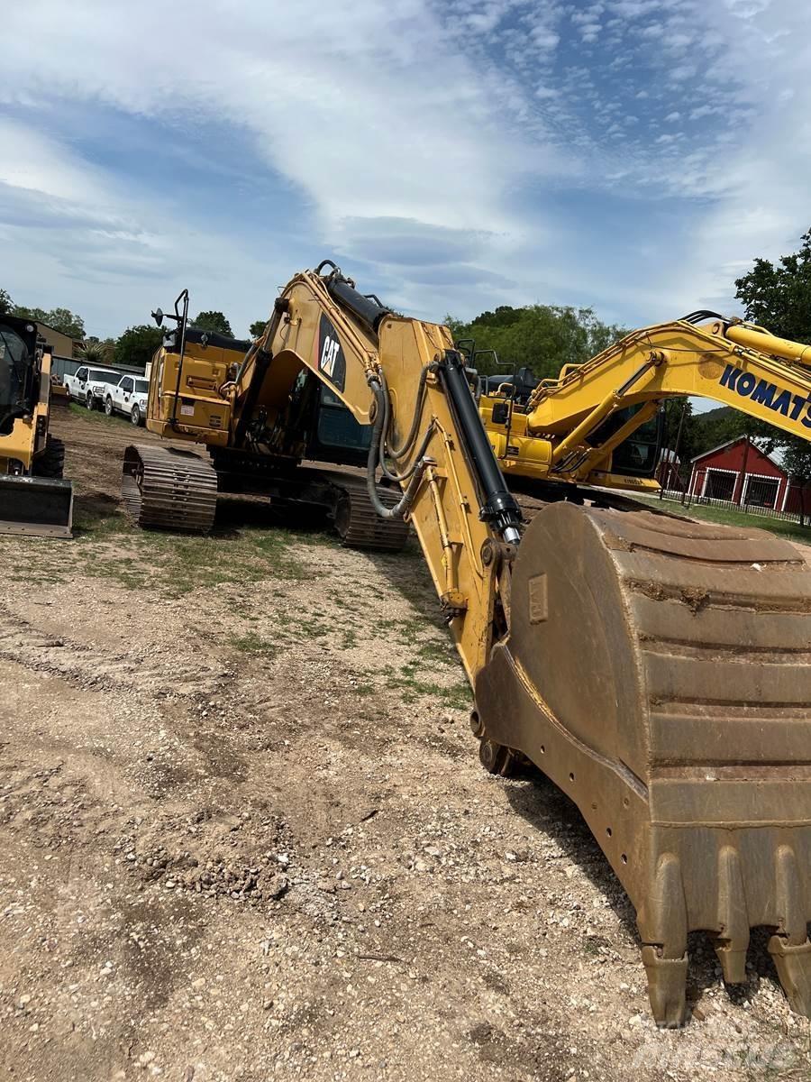 CAT 323FL Escavadeiras de esteiras