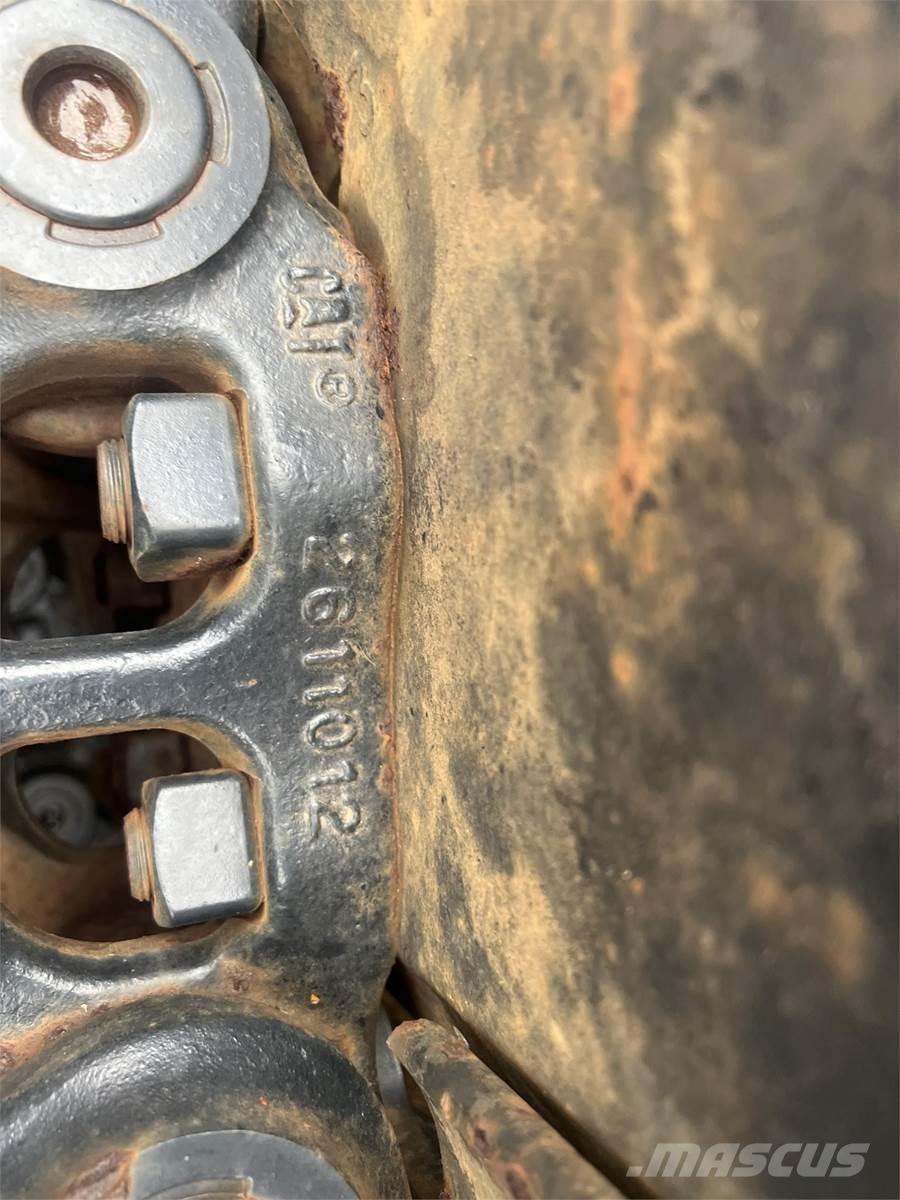 CAT 325 Rastos