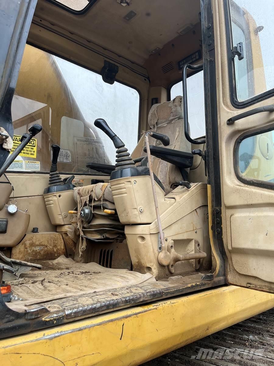 CAT 325 Escavadeiras de esteiras