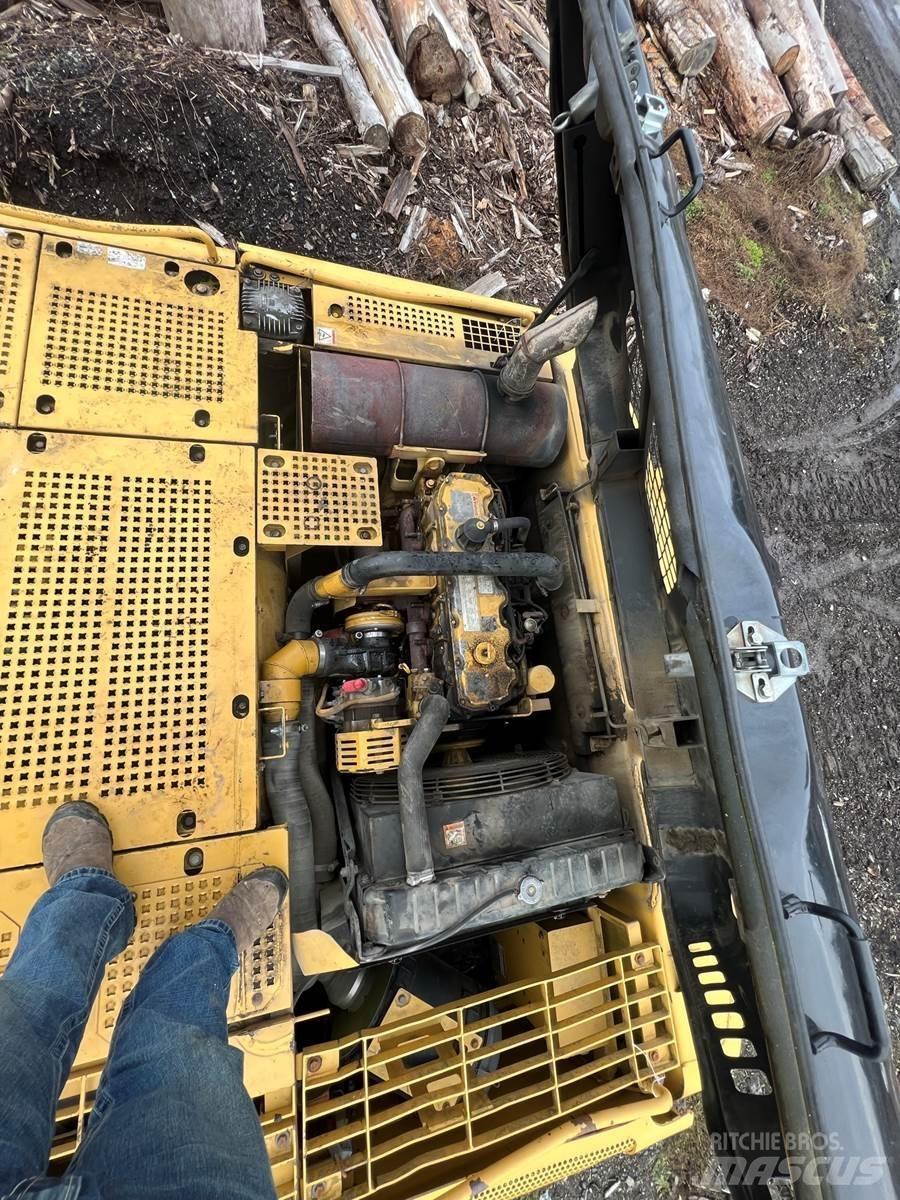 CAT 325C Carregadores