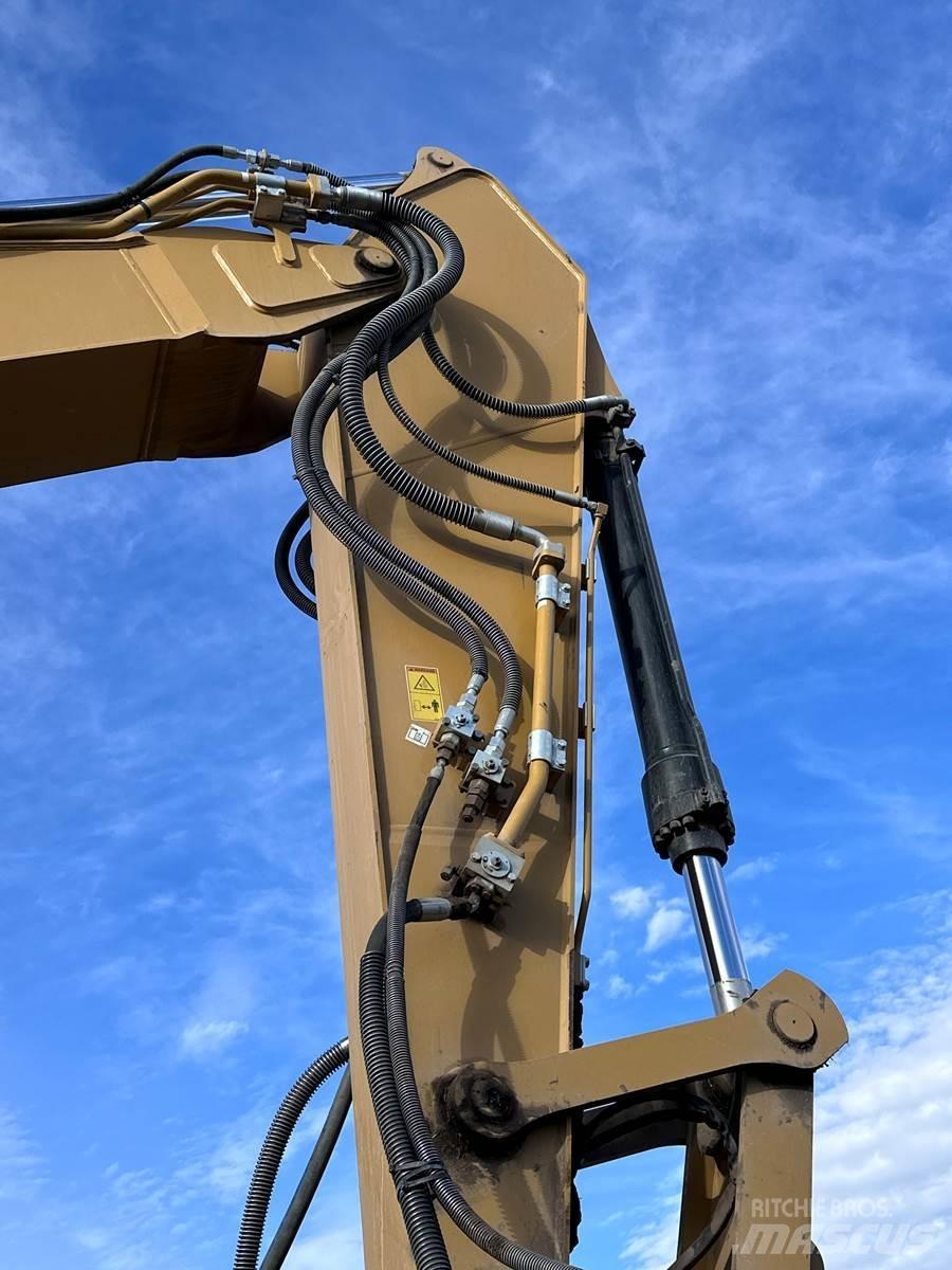 CAT 326 Escavadeiras de esteiras