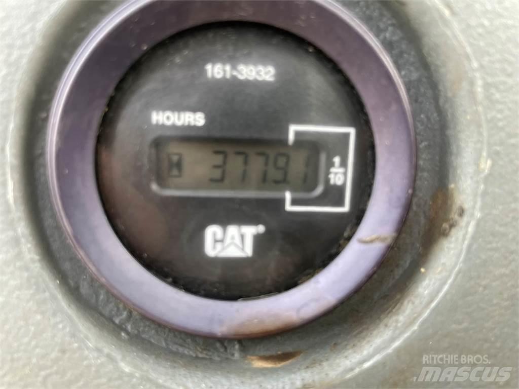 CAT 420D Retroescavadeiras