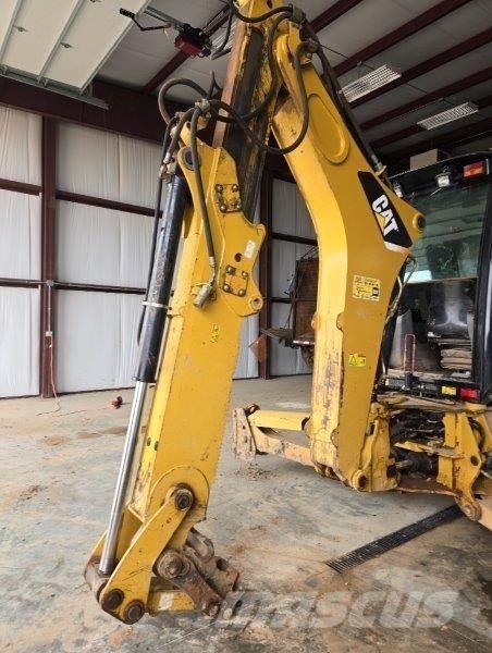 CAT 420E Retroescavadeiras