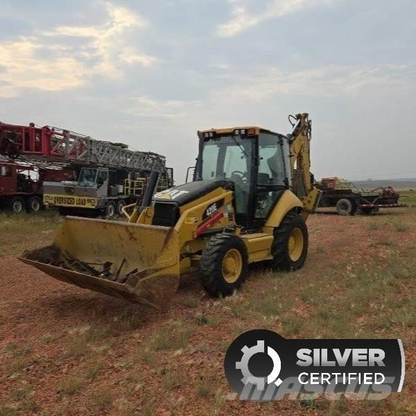 CAT 420E Retroescavadeiras