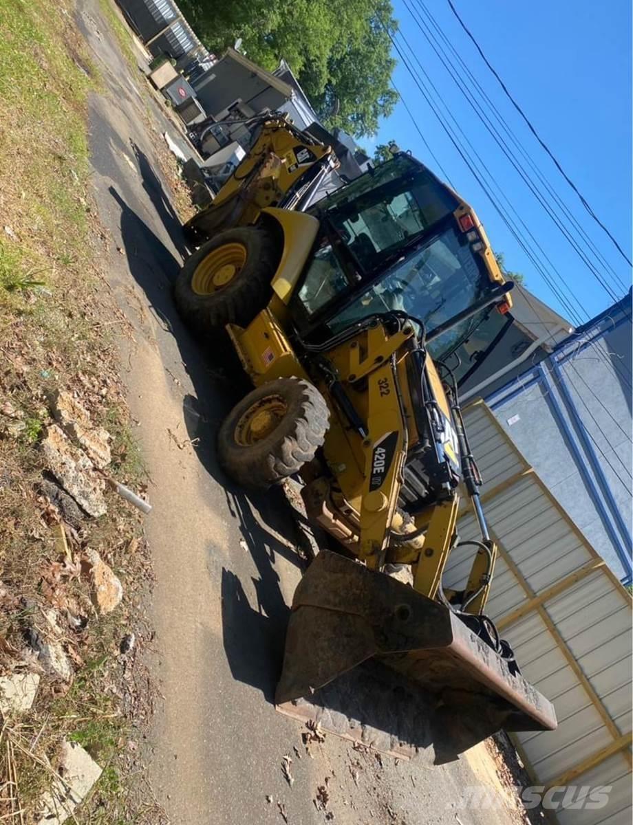 CAT 420E Retroescavadeiras