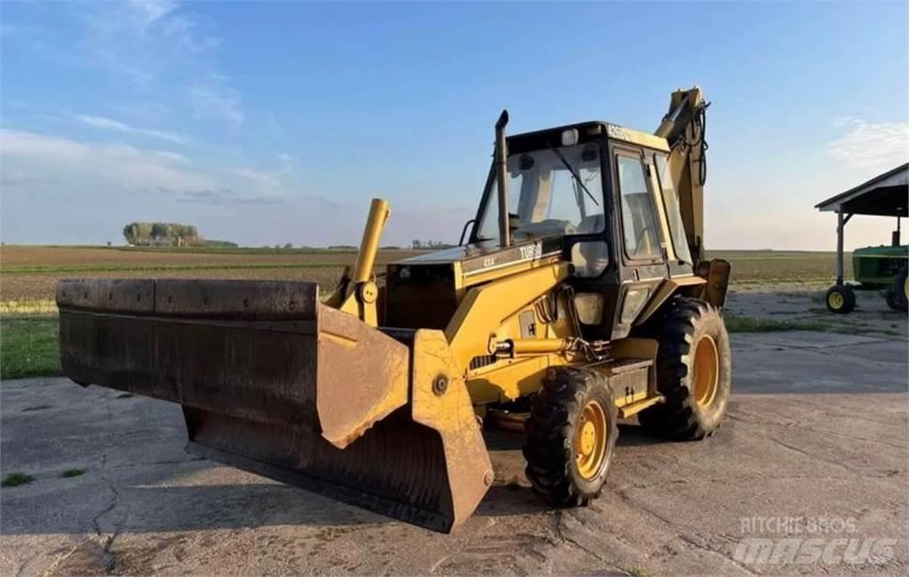CAT 426B Retroescavadeiras