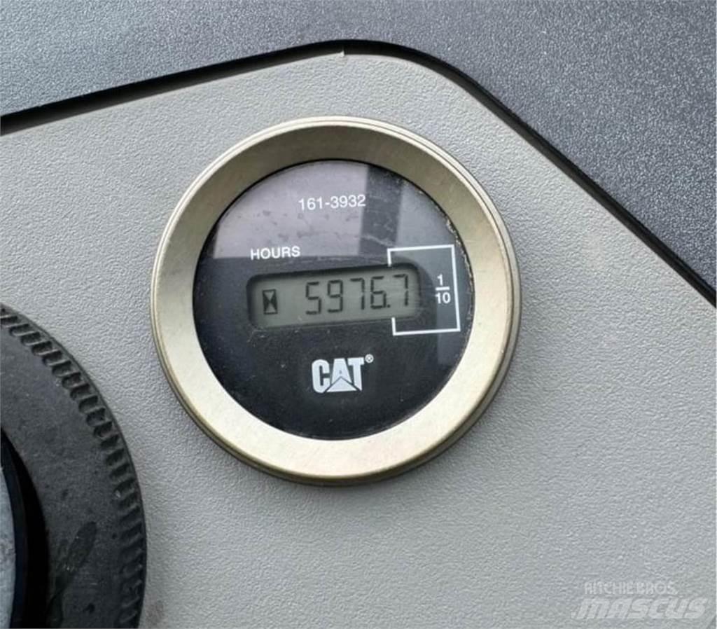 CAT 430E Retroescavadeiras