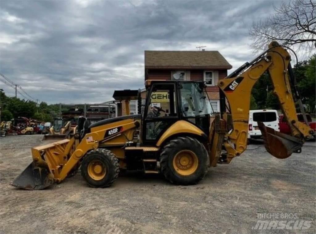 CAT 450F Retroescavadeiras