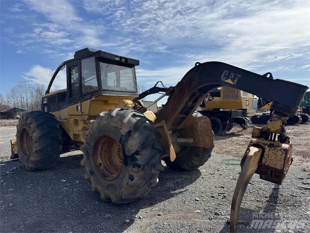 CAT 525B Rechegadores