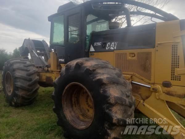 CAT 525C Rechegadores