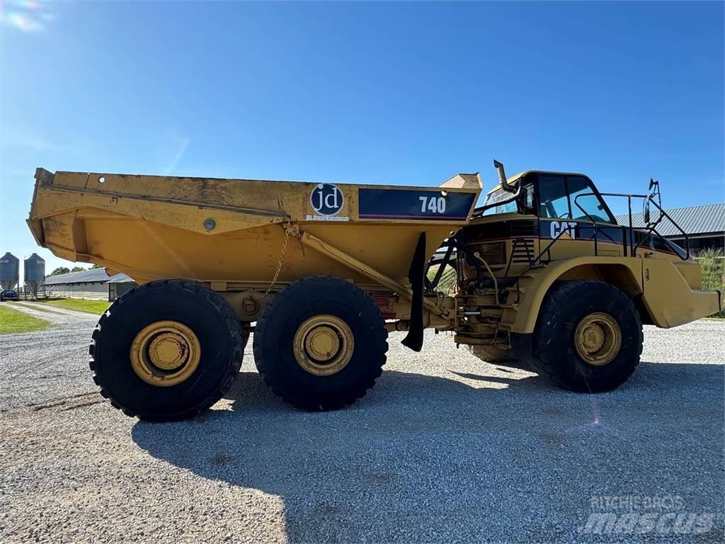 CAT 740 Caminhões articulados