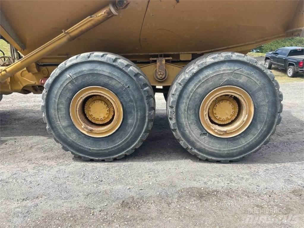 CAT 740 Caminhões articulados