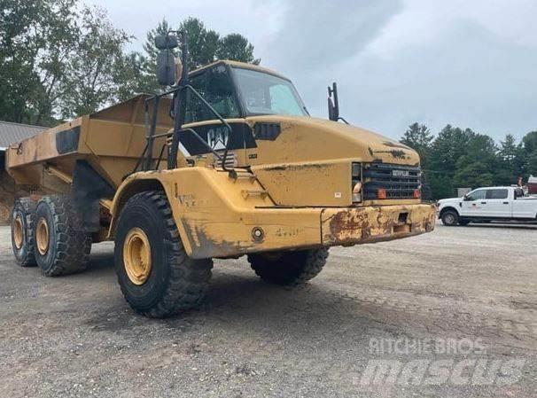 CAT 740 Caminhões articulados