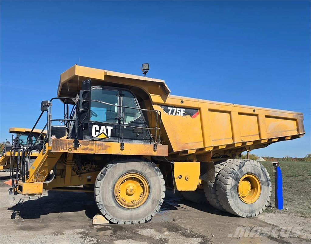 CAT 775F Caminhões articulados