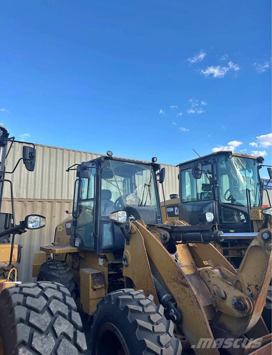 CAT 910M Carregadeiras de rodas