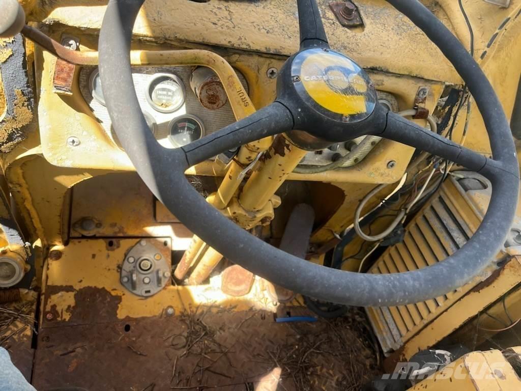 CAT 922B Carregadeiras de rodas