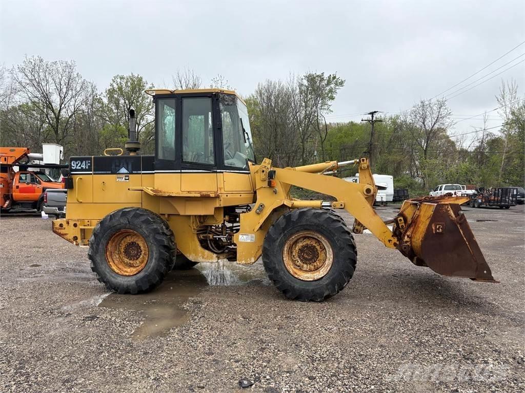 CAT 924F Carregadeiras de rodas