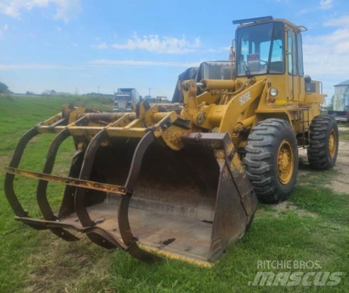 CAT 926E Carregadeiras de rodas