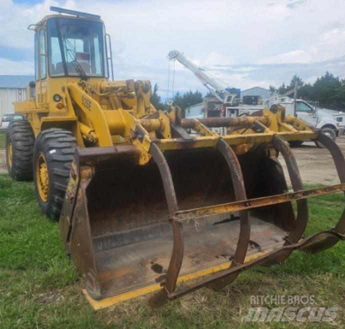 CAT 926E Carregadeiras de rodas