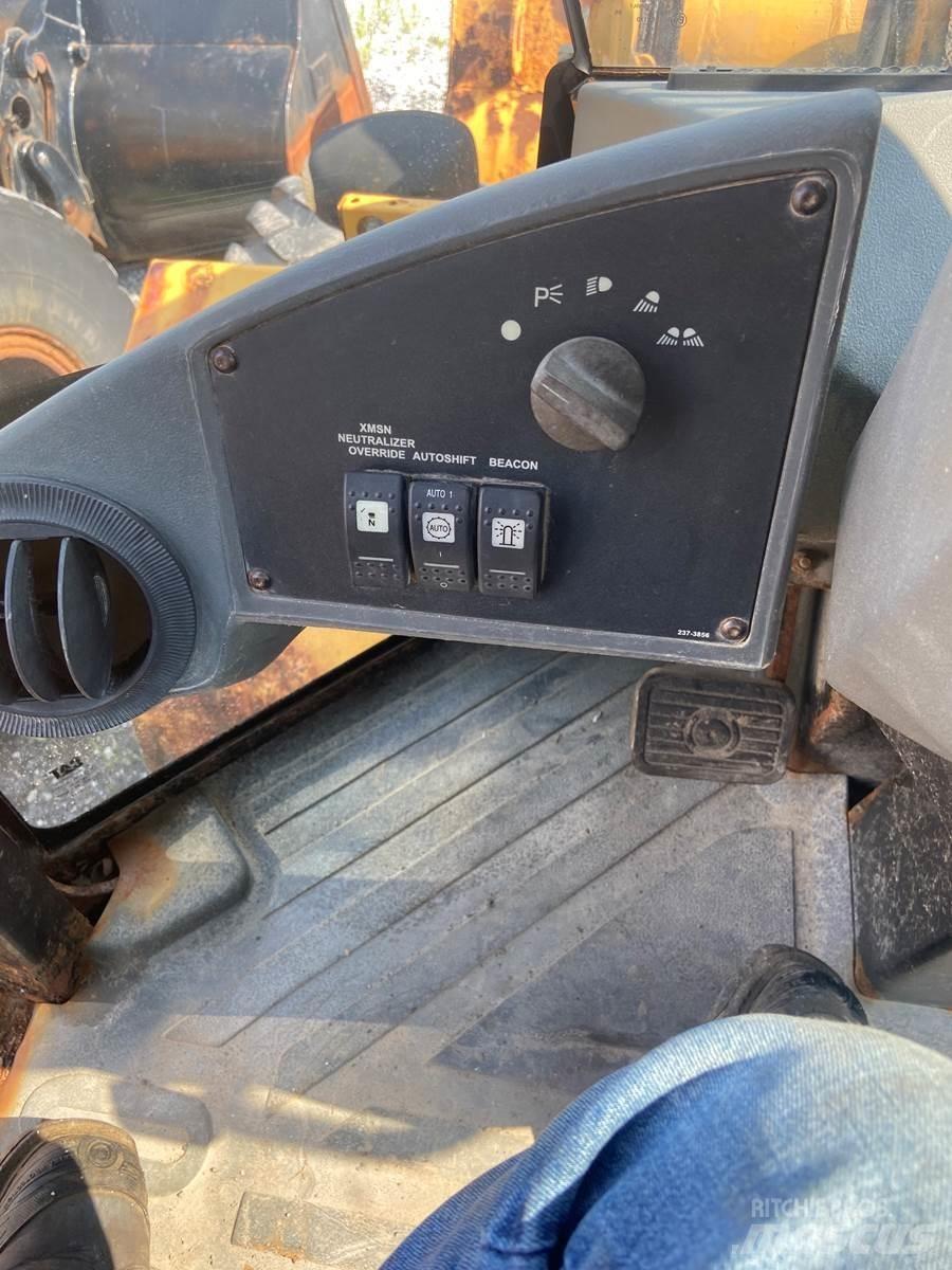 CAT 930G Carregadeiras de rodas