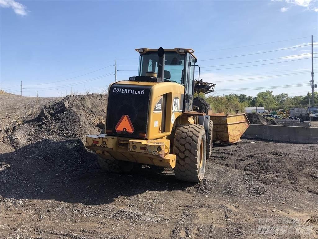 CAT 930G Carregadeiras de rodas
