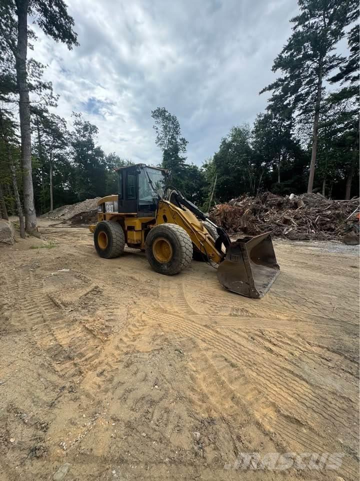 CAT 930G Carregadeiras de rodas