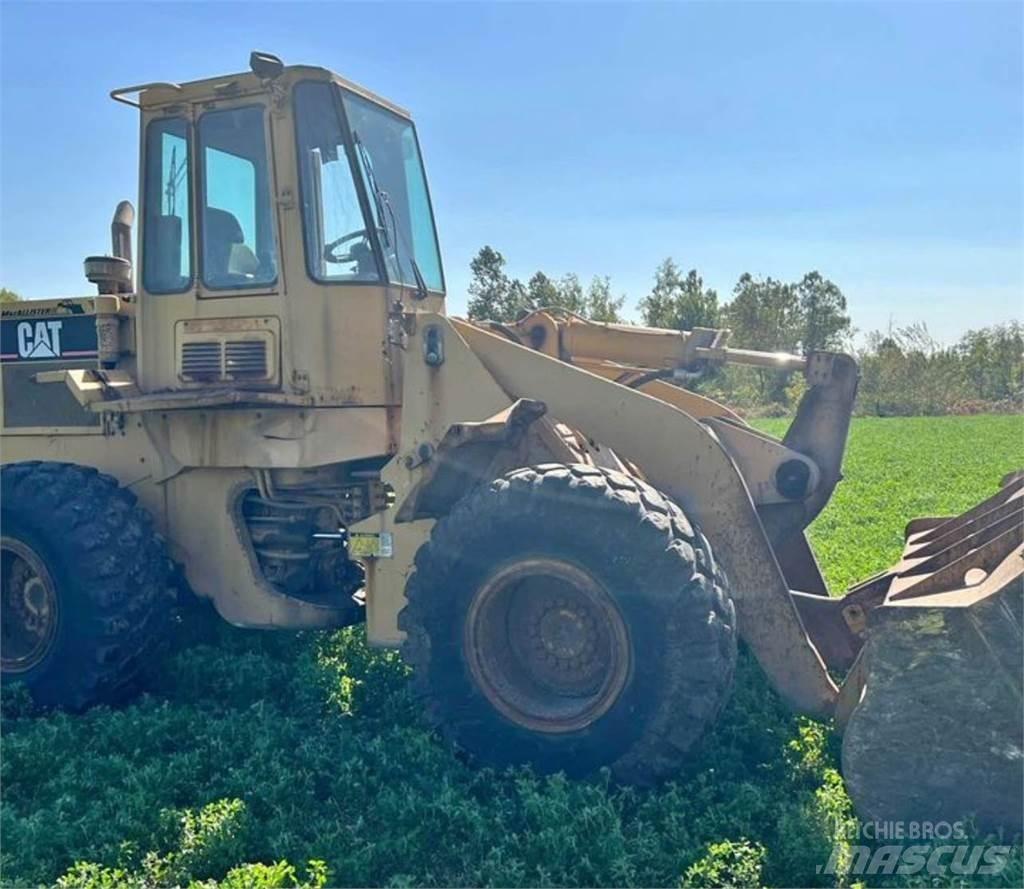 CAT 936F Carregadeiras de rodas