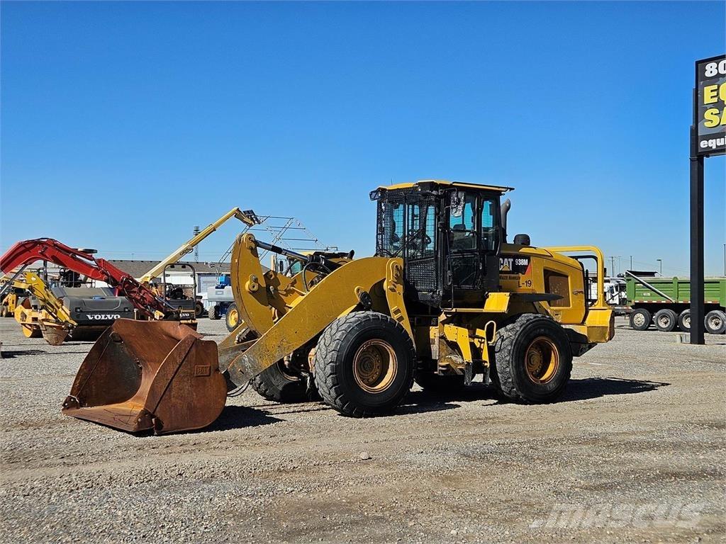 CAT 938M Carregadeiras de rodas