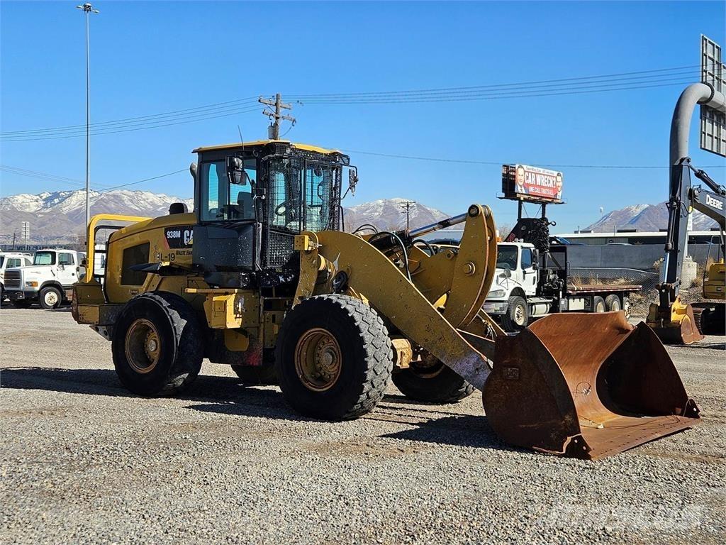 CAT 938M Carregadeiras de rodas
