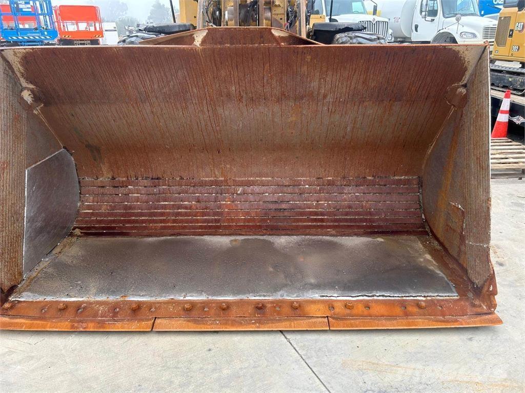 CAT 938M Carregadeiras de rodas