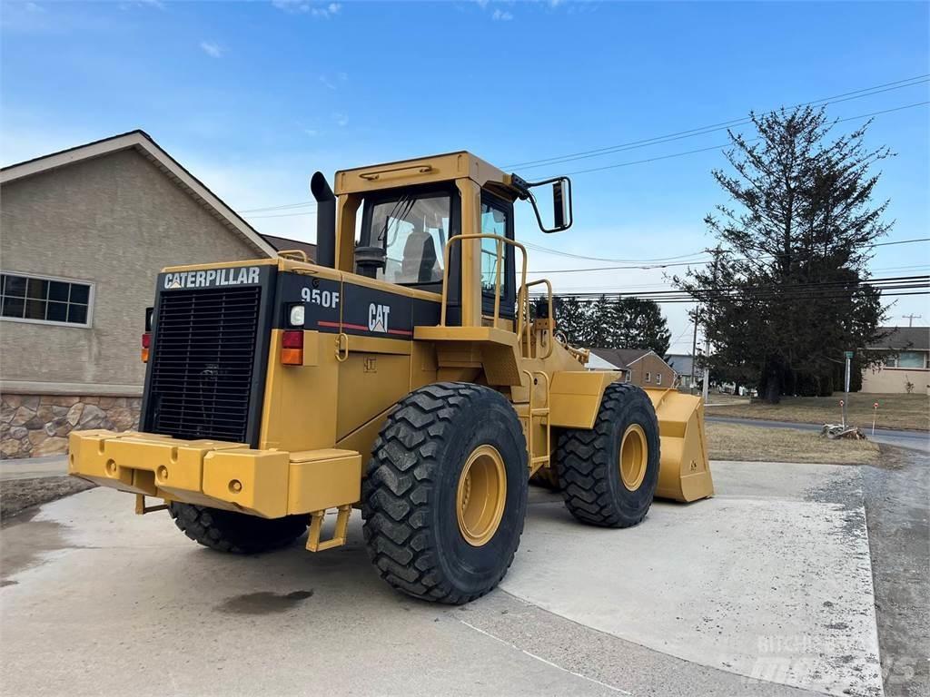 CAT 950F Carregadeiras de rodas