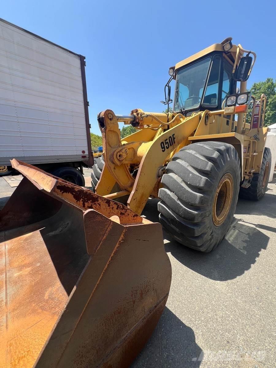 CAT 950F Carregadeiras de rodas