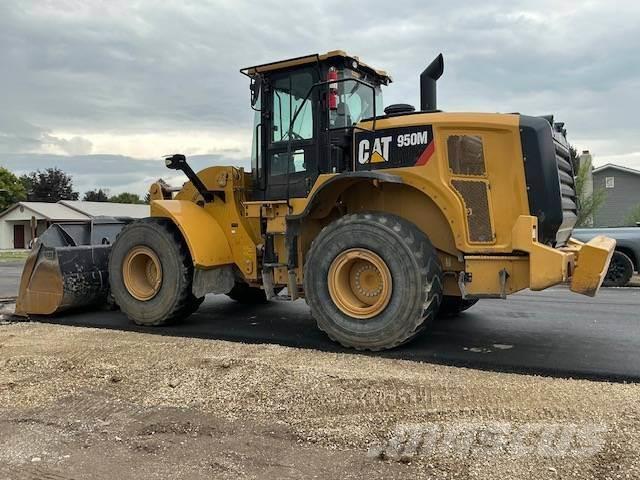 CAT 950M Carregadeiras de rodas