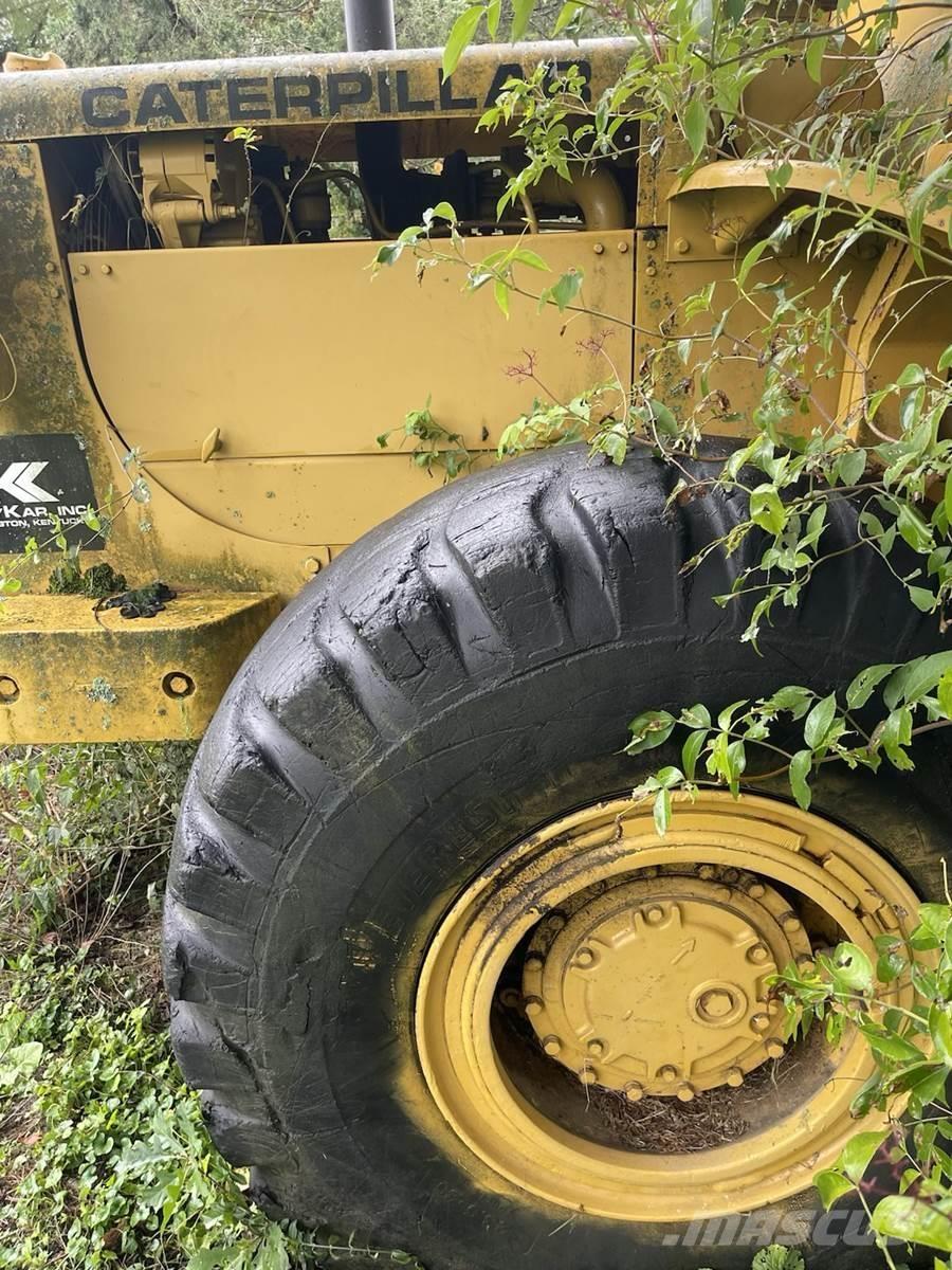 CAT 966 Carregadeiras de rodas