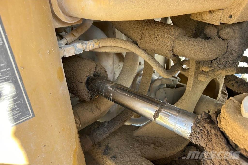 CAT 966G Carregadeiras de rodas