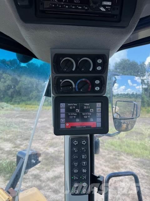 CAT 966M Carregadeiras de rodas