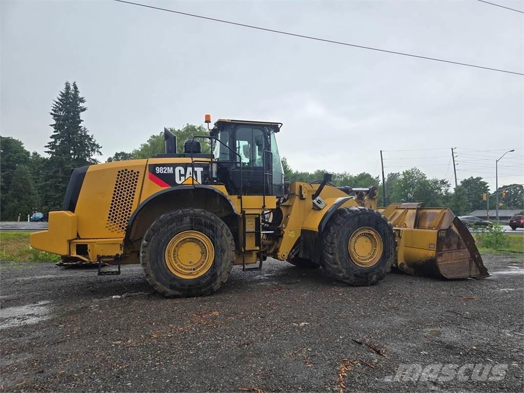 CAT 982M Carregadeiras de rodas