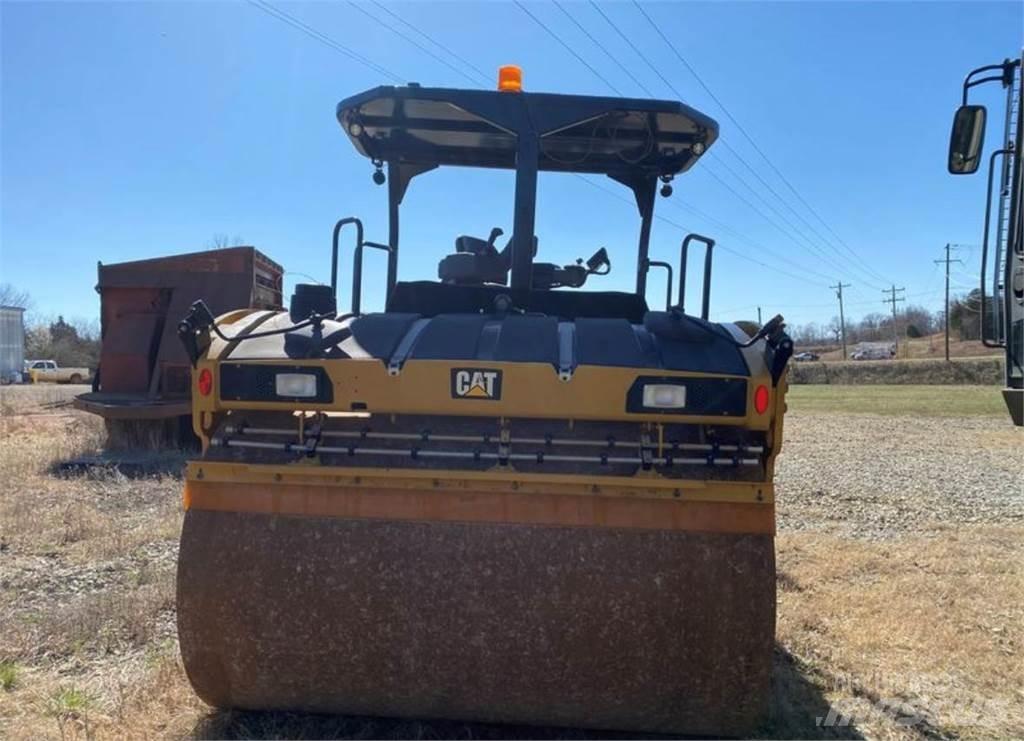 CAT CB15 Cilindros Compactadores monocilíndricos