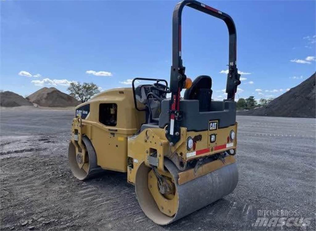 CAT CB34B Cilindros Compactadores monocilíndricos