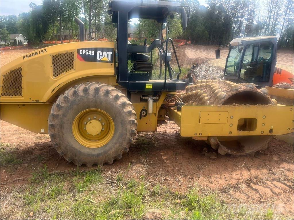 CAT CP54B Compactadores para terra