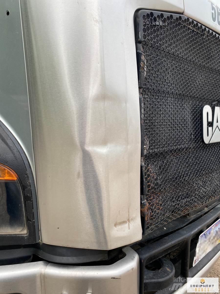 CAT CT660 Camiões basculantes