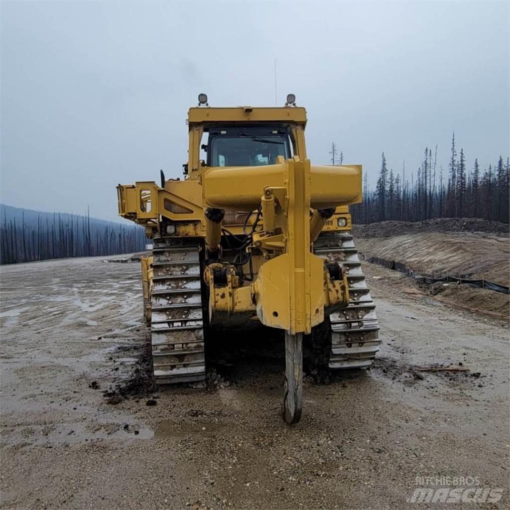 CAT D10T2 Dozers - Tratores rastos