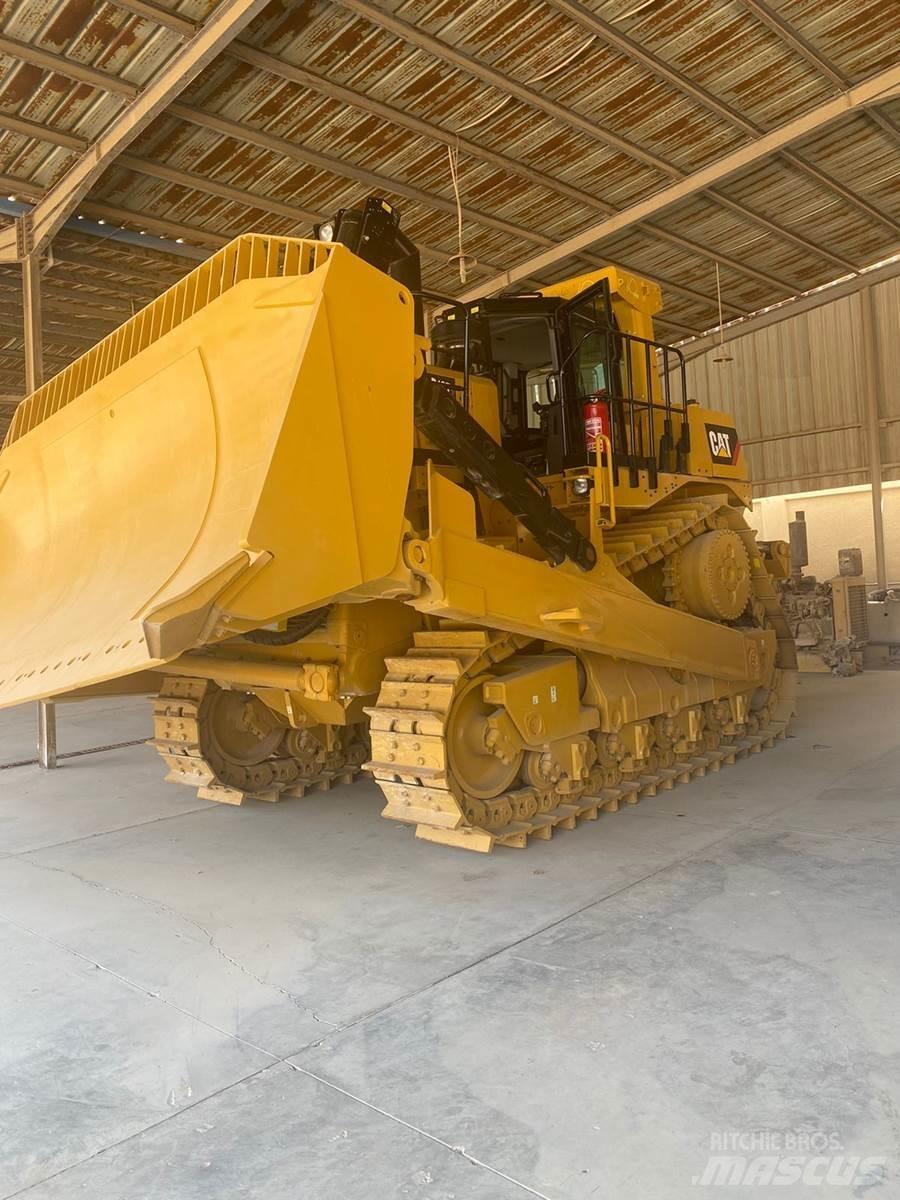 CAT D10T2 Dozers - Tratores rastos